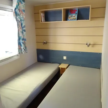 Camping Vagues Oceanes *